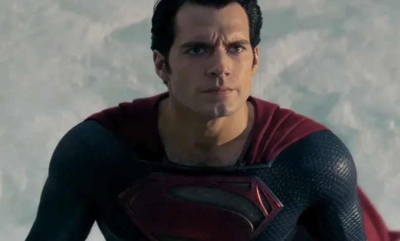 Henry Cavill’s Superman Returns in Another Unseen Man of Steel Photo