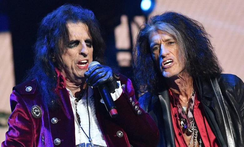 Hollywood Vampires Announce First Tour in 3 Years - See the Dates