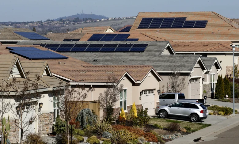 Homeowners could get grants for roofs under new CA law
