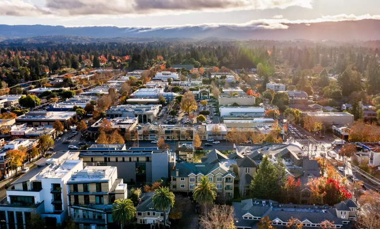 How a sleepy Peninsula suburb became the Bay Area’s hottest homebuying market