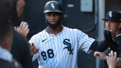 How badly did the White Sox bungle the Luis Robert Jr. situation?