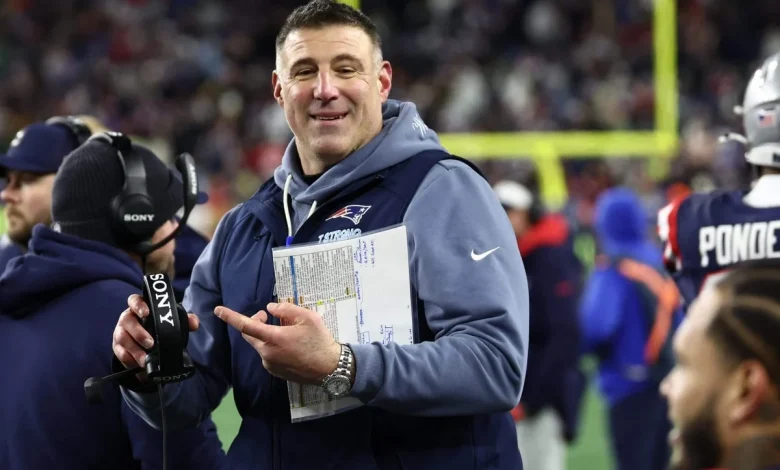 How coach Mike Vrabel keeps Fridays fun and light for Patriots, even amid playoff run