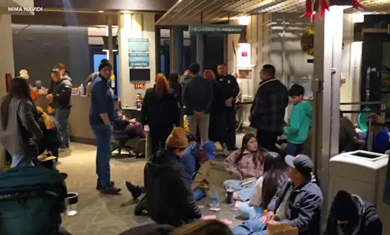 Hundreds get stuck at high elevation after malfunction on Palm Springs Aerial Tramway