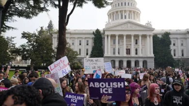 ICE protest Sacramento live updates: Hundreds of teens protest