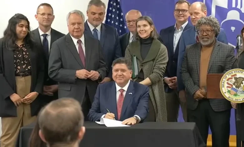 Illinois Gov. JB Pritzker signs clean energy bill lifting moratorium on new nuclear plants, adding battery storage