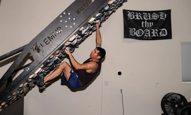 Inside Alex Honnold's Preparations for His Netflix Live Climb