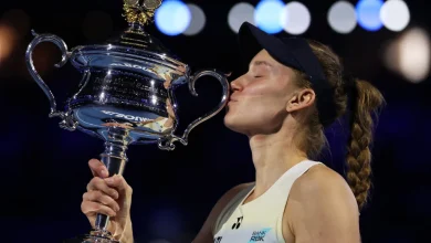 Internationaux d’Australie | Elena Rybakina remporte son deuxième titre du Grand Chelem