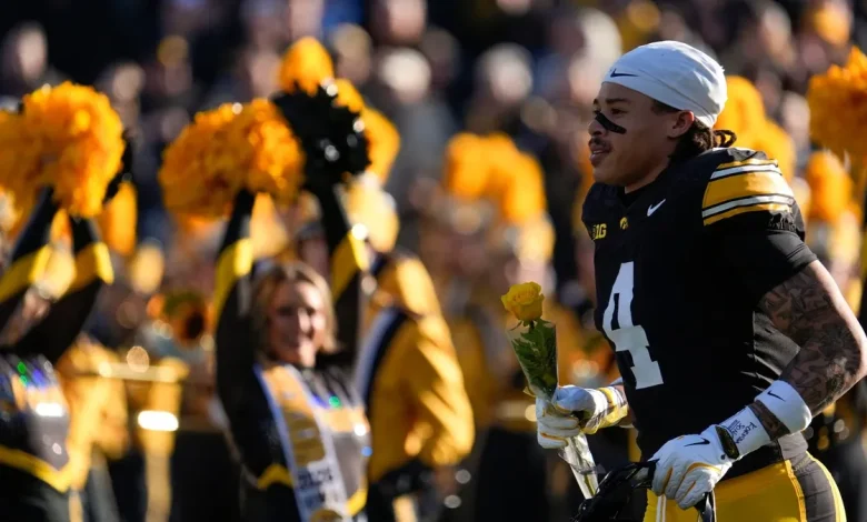 Iowa football star safety, defensive captain enters transfer portal