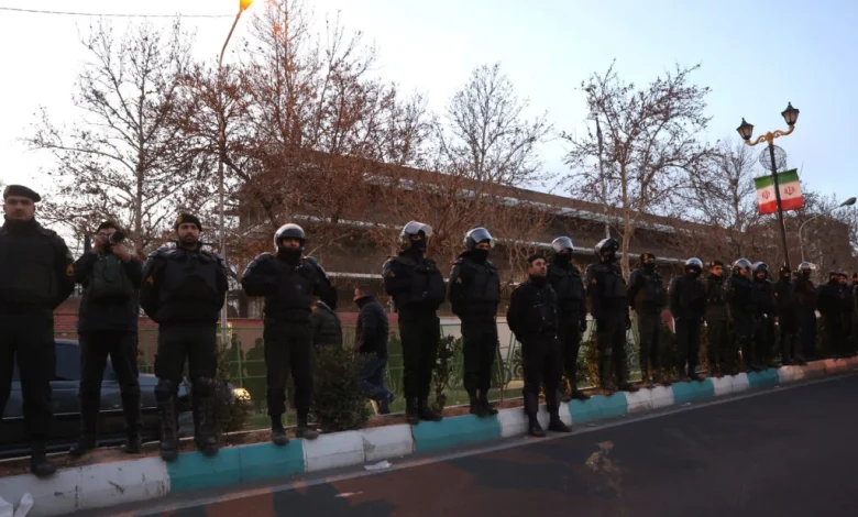 Iran signals it will hold fast trials and executions for protesters