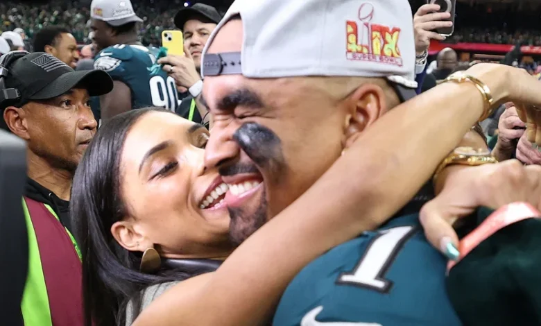 Is Jalen Hurts Single or Dating Anyone? He’s Newly Married! (Photos & Info)