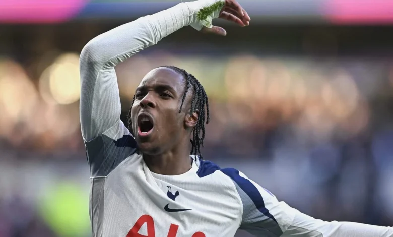 Is Mathys Tel finally about to get a run of matches in his favoured position?