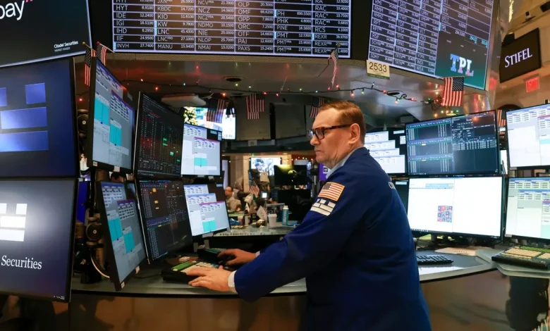 Is the stock market open on New Year's Day? See 2026 holiday schedule