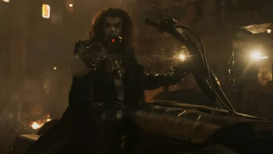 Jason Momoa's Lobo makes his full debut in a fiery new Supergirl clip