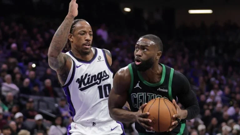 Jaylen Brown disagrees with NBA naming Jalen Brunson Player of the Month over him