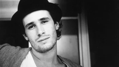 Jeff Buckley Lands Hot 100 Hit With 'Lover, You Should’ve Come Over'