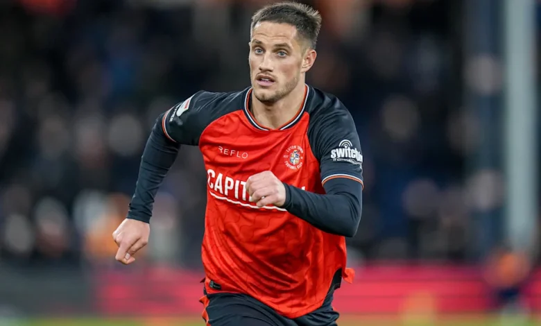 Jerry Yates moves to Sheffield Wednesday