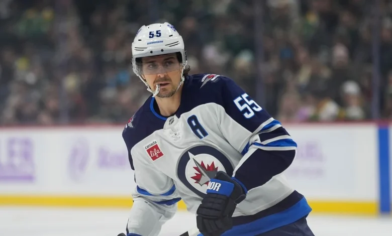 Jets' Mark Scheifele on missing Canadian Olympic team: 'Pretty dark day'