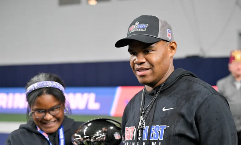 Jets to interview Cowboys TE coach Lunda Wells for offensive coordinator