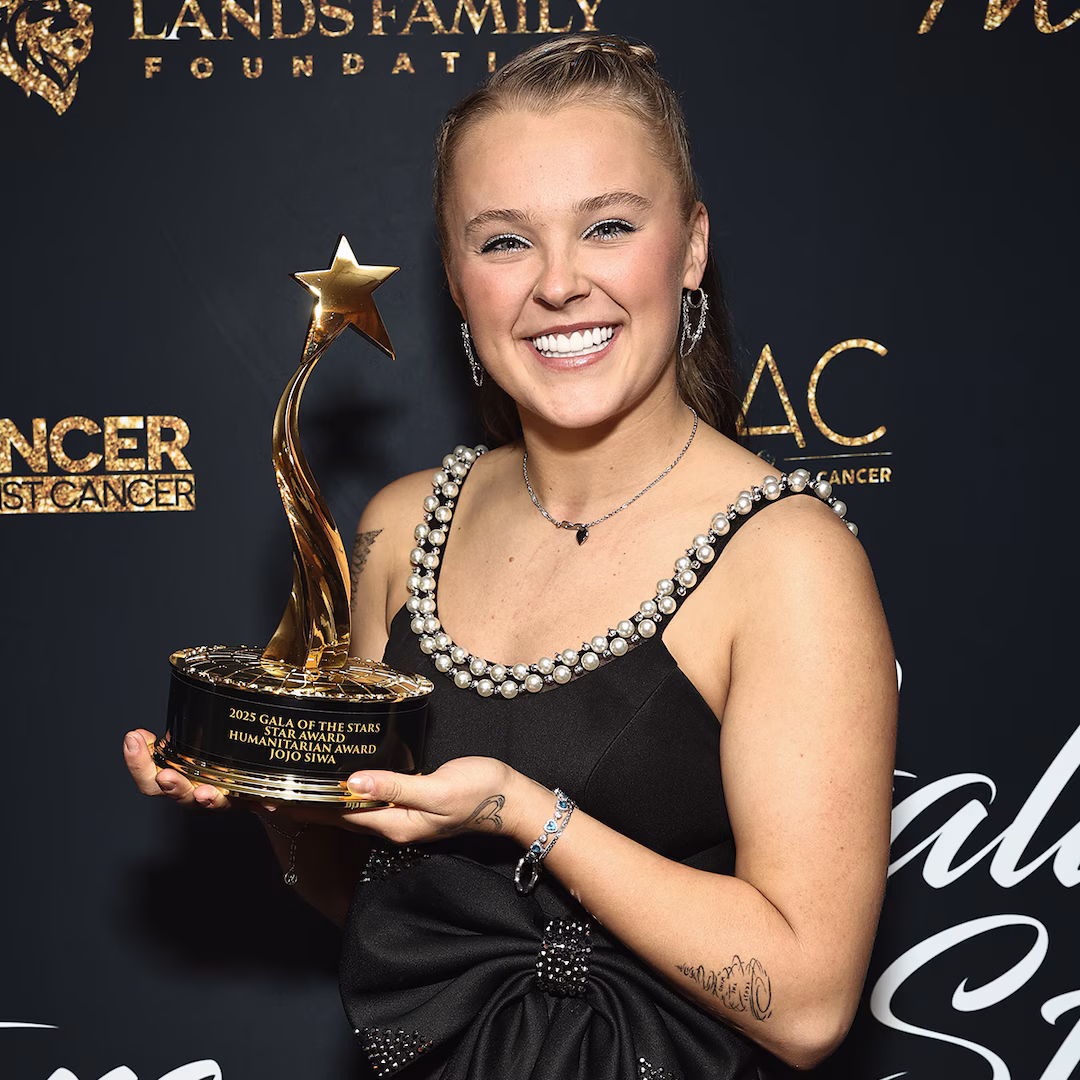 JoJo Siwa Changes Her Name Ahead of New Year