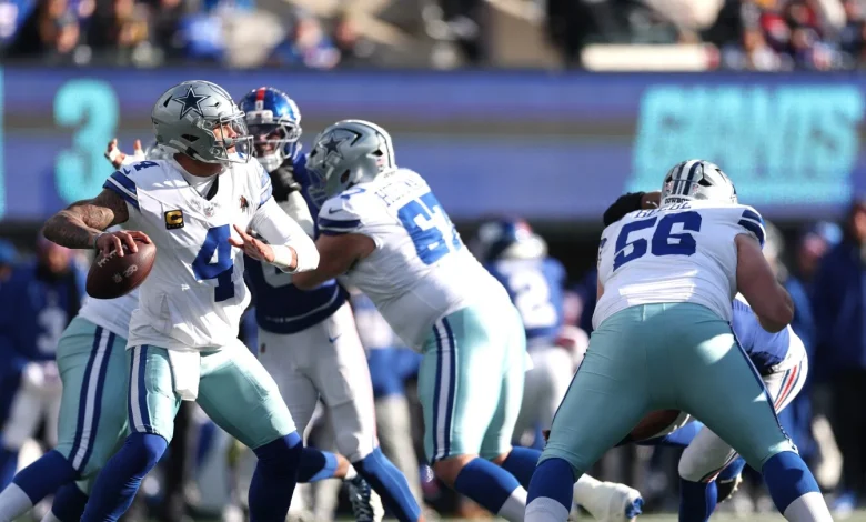 Joe Milton replaces Dak Prescott for second half