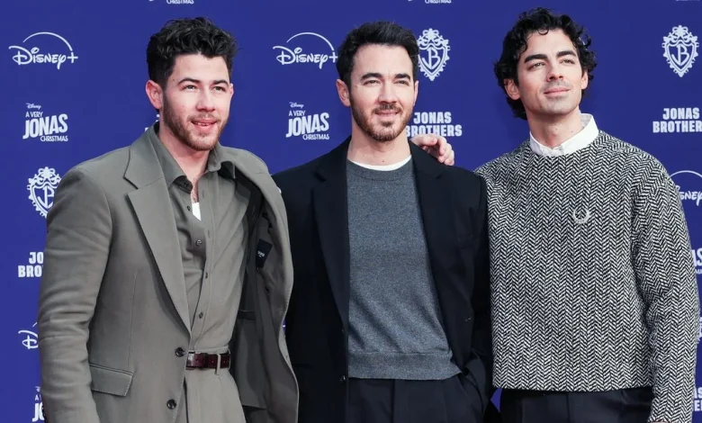 Jonas Brothers are coming to South Florida for New Year’s Eve. See them pregame