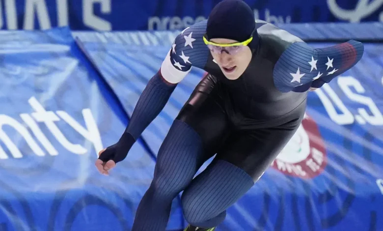 Jordan Stolz falls in first race of U.S. Olympic Team Trials; still qualifies