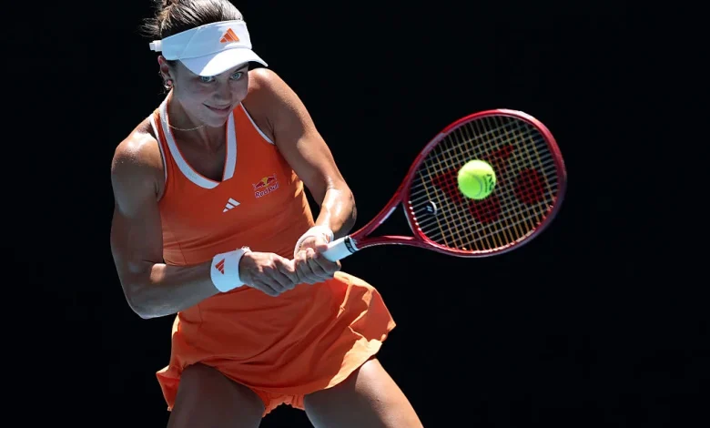 Jovic blitzes Putintseva in 53 minutes to reach first Grand Slam quarterfinal in Melbourne
