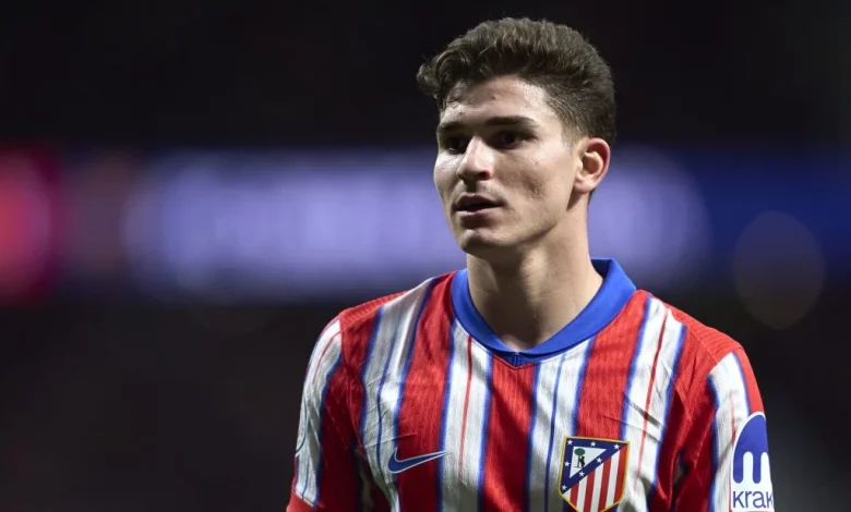 Julián Álvarez hoy: Por qué no juega ante Levante por LaLiga