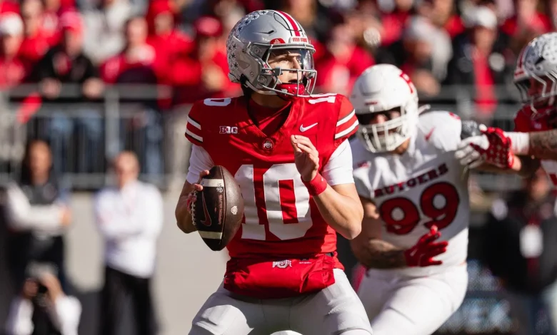 Julian Sayin Named Shaun Alexander Freshman of The Year