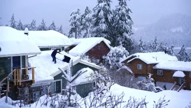 Juneau updates its avalanche messaging as snowstorm smashes local records
