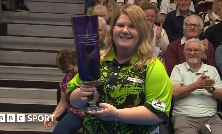 Katherine Rednall claims seventh World Indoor bowls title