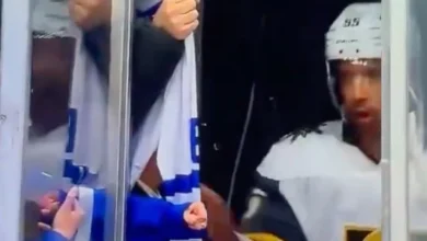 Keegan Kolesar rips away Leafs jersey from fan that labeled Mitch Marner a ‘sellout’