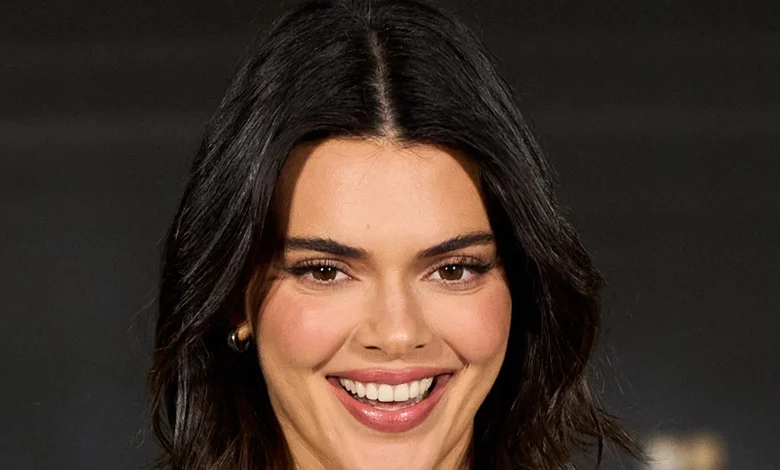 Kendall Jenner Shows Off Her Bare Butt In Sexy Thirst Traps