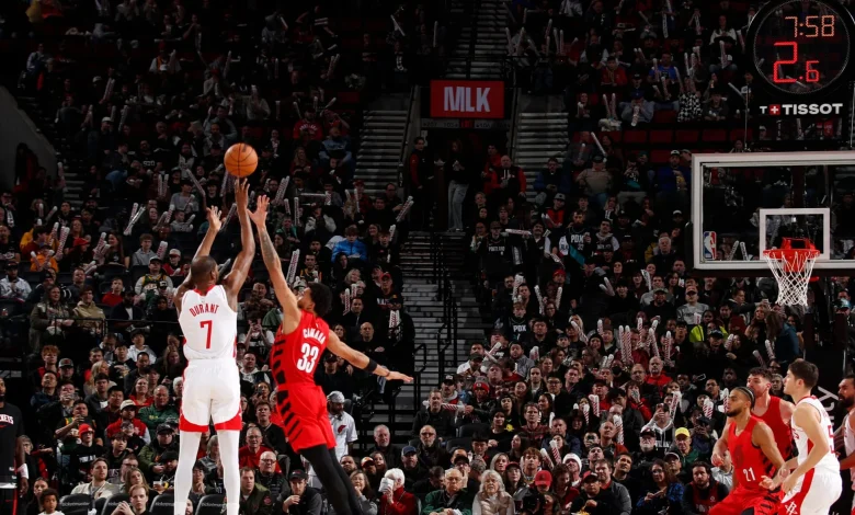 Kevin Durant passes Wilt Chamberlain on career scoring list