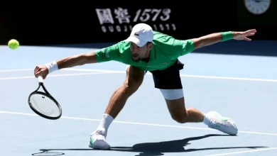 Keys revels in Melbourne heat as Djokovic steps up history bid
