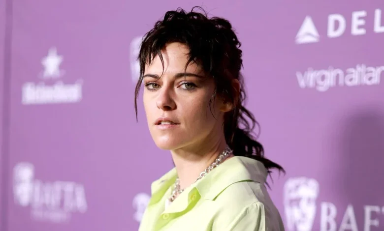 Kristen Stewart Says 'Actresses Get Treated Like S---'