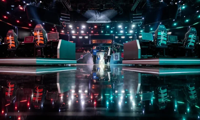 LEC Versus Shifts Start Time Earlier By 15 Minutes