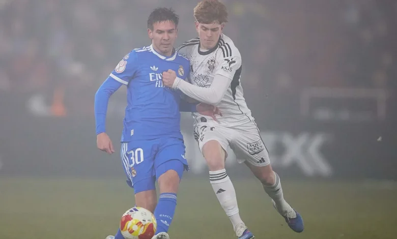 La primera decisión de Arbeloa con Mastantuono en Real Madrid