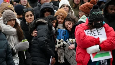 Lawmakers denied ICE facility entrance amid protests in Minneapolis Saturday