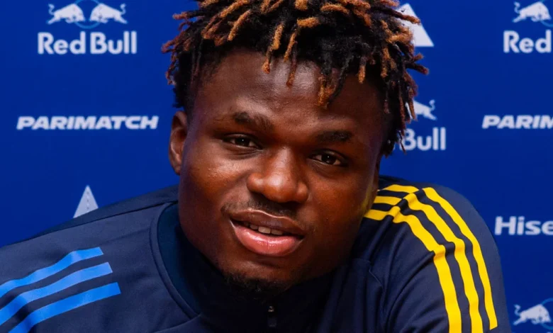 Leonard Ngenge joins Leeds United