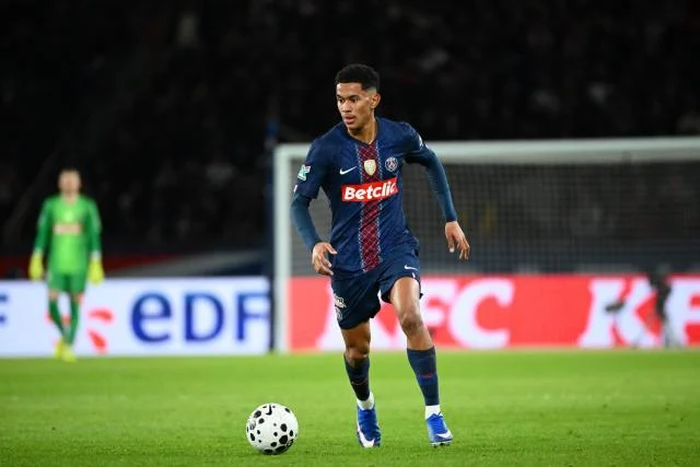 Les compos : le PSG avec Mayulu mais sans Barcola, Lille aligne Mukau plutôt que Correia