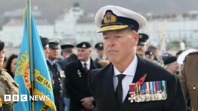 Llandudno: Man admits dressing as fake navy admiral at Remembrance event