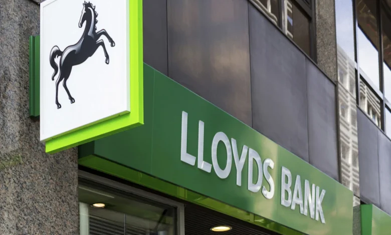 Lloyds (Q4 Results): 9% profit beat