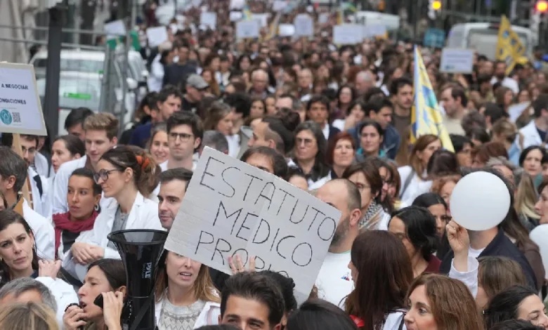 Los médicos asturianos alcanzan un acuerdo autonómico en el segundo día de huelga nacional que termina con un seguimiento dispar
