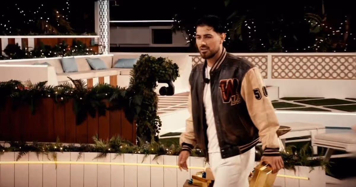 Love Island star left fuming while another is handed 'return ticket home'