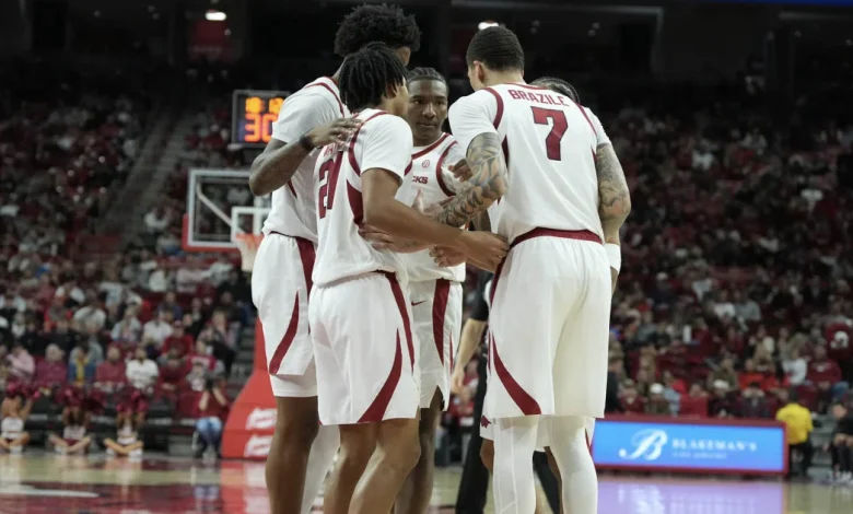MBB Preview: Arkansas vs Tennessee