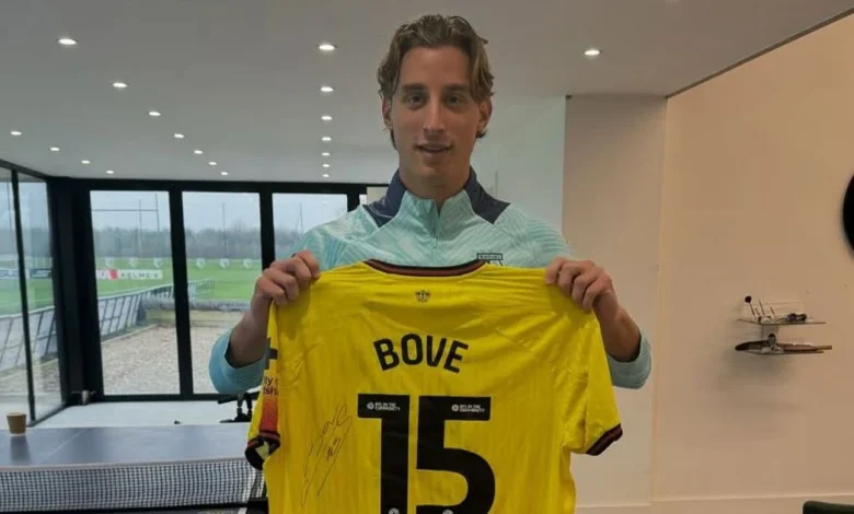 Mais de um ano após o susto, Bove tem novo clube: «Ouvi os conselhos do Eriksen»