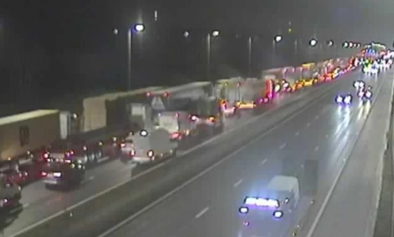 Major motorway closed after machinery broke down during overnight roadworks