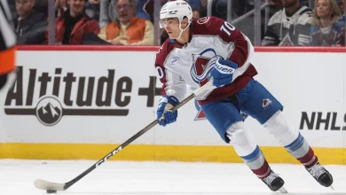 Malinski signs 4-year contract with Avalanche