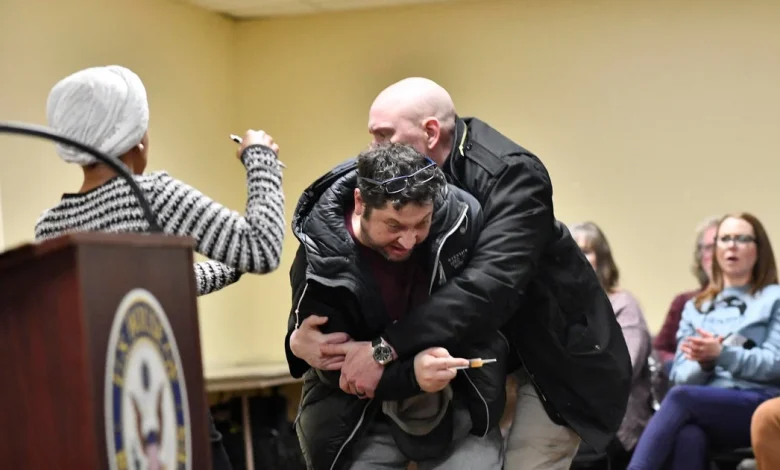 Man who sprayed apple cider vinegar on Rep. Ilhan Omar faces federal assault charge